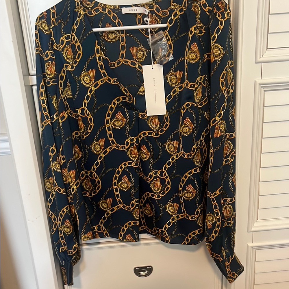 Luxe Women's Chain Print Top - Black and Gold